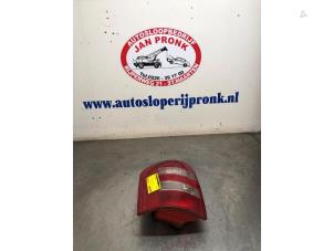 Gebruikte Achterlicht links Audi A2 (8Z0) 1.4 TDI Prijs € 40,00 Margeregeling aangeboden door Autosloopbedrijf Jan Pronk B.V.
