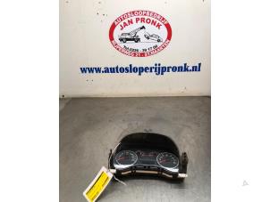 Gebruikte Kilometerteller KM Fiat Panda (169) 1.4 16V Prijs € 75,00 Margeregeling aangeboden door Autosloopbedrijf Jan Pronk B.V.