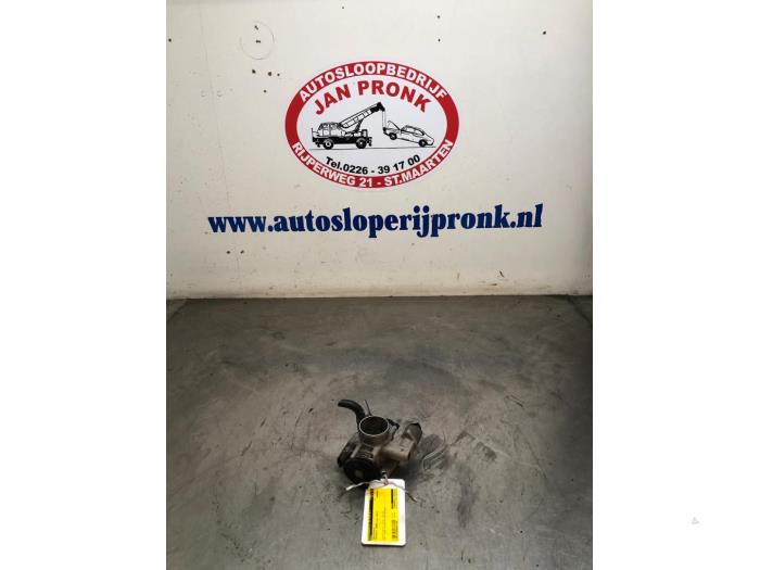 Gebruikte Gasklephuis Chevrolet Spark (M300) 1.0 16V Bifuel Prijs € 30,00 Margeregeling aangeboden door Autosloopbedrijf Jan Pronk B.V.
