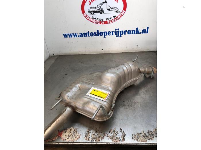 Gebruikte Uitlaat Einddemper Saab 9-5 (YS3E) 2.0t 16V Prijs € 50,00 Margeregeling aangeboden door Autosloopbedrijf Jan Pronk B.V.