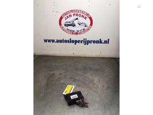 Gebruikte Module (diversen) Nissan Almera Tino (V10M) 1.8 16V Prijs € 25,00 Margeregeling aangeboden door Autosloopbedrijf Jan Pronk B.V.