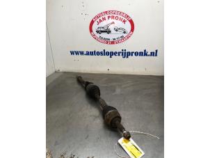 Gebruikte Cardanas rechts-voor (VWA) Toyota Celica (ZZT230/231) 1.8i 16V Prijs € 50,00 Margeregeling aangeboden door Autosloopbedrijf Jan Pronk B.V.