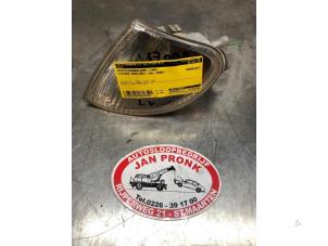 Gebruikte Pinker links Citroen Berlingo 2.0 HDi 90 Prijs € 15,00 Margeregeling aangeboden door Autosloopbedrijf Jan Pronk B.V.