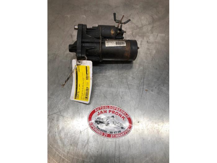 Gebruikte Startmotor Peugeot 206 (2A/C/H/J/S) 1.6 16V Prijs € 25,00 Margeregeling aangeboden door Autosloopbedrijf Jan Pronk B.V.