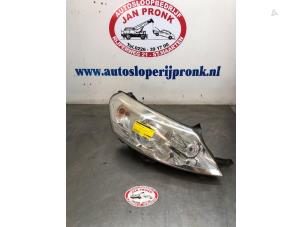 Gebruikte Koplamp rechts Citroen Jumpy (G9) 2.0 HDI 140 16V Prijs € 50,00 Margeregeling aangeboden door Autosloopbedrijf Jan Pronk B.V.