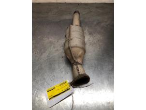 Gebruikte Katalysator Audi 80 (B3) 1.6 Prijs € 90,00 Margeregeling aangeboden door Autosloopbedrijf Jan Pronk B.V.