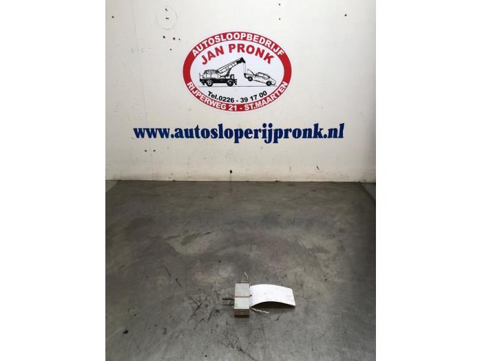 Gebruikte Expansieklep airco Mercedes Vito (447.6) 2.2 116 CDI 16V Prijs € 25,00 Margeregeling aangeboden door Autosloopbedrijf Jan Pronk B.V.