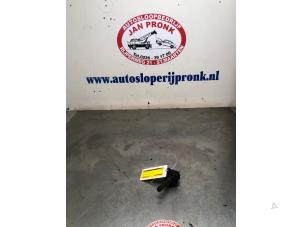 Gebruikte Pen Bobine Volvo S40 (MS) 2.4 20V Prijs € 20,00 Margeregeling aangeboden door Autosloopbedrijf Jan Pronk B.V.