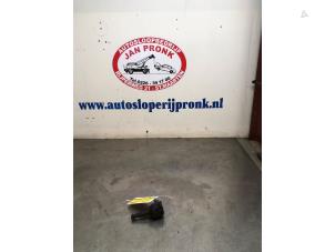 Gebruikte Pen Bobine Volvo S40 (MS) 2.4 20V Prijs € 20,00 Margeregeling aangeboden door Autosloopbedrijf Jan Pronk B.V.