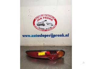 Gebruikte Achterlicht rechts Daihatsu Terios (J1) 1.3 16V DVVT 4x2 Prijs € 40,00 Margeregeling aangeboden door Autosloopbedrijf Jan Pronk B.V.