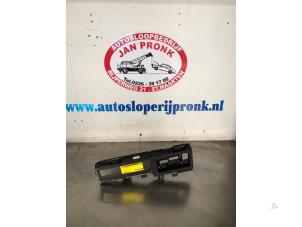 Gebruikte Kilometerteller KM Renault Grand Scénic III (JZ) 1.4 16V TCe 130 Prijs € 75,00 Margeregeling aangeboden door Autosloopbedrijf Jan Pronk B.V.