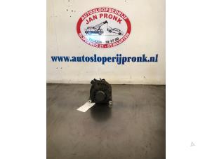 Gebruikte Dynamo Peugeot Partner (GC/GF/GG/GJ/GK) 1.6 HDI 75 16V Prijs € 40,00 Margeregeling aangeboden door Autosloopbedrijf Jan Pronk B.V.