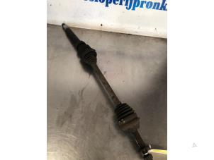 Gebruikte Homokineetas rechts-voor Ford Transit 2.2 TDCi 16V Prijs € 50,00 Margeregeling aangeboden door Autosloopbedrijf Jan Pronk B.V.