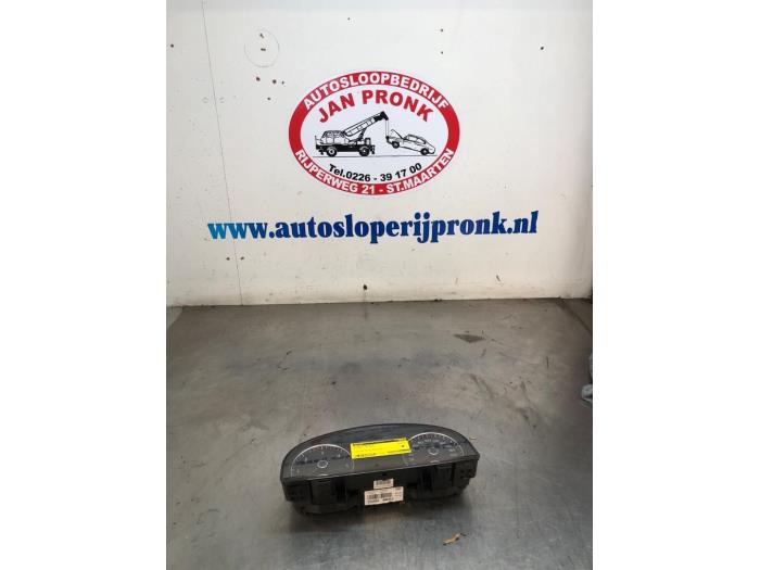 Gebruikte Kilometerteller KM Volkswagen Caddy III (2KA,2KH,2CA,2CH) 1.6 TDI 16V Prijs € 75,00 Margeregeling aangeboden door Autosloopbedrijf Jan Pronk B.V.
