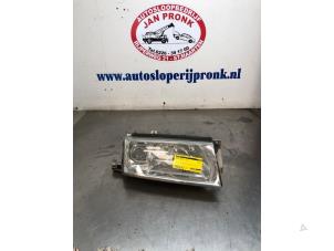 Gebruikte Koplamp rechts Skoda Octavia (1U2) 1.9 TDI 90 Prijs € 40,00 Margeregeling aangeboden door Autosloopbedrijf Jan Pronk B.V.