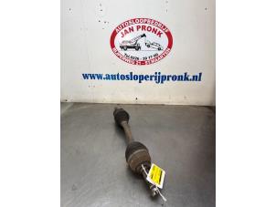 Gebruikte Steekas links-voor Opel Vivaro 1.6 CDTI 95 Euro 6 Prijs € 75,00 Margeregeling aangeboden door Autosloopbedrijf Jan Pronk B.V.