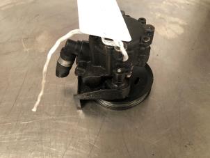 Gebruikte Servopomp Alfa Romeo 159 Sportwagon (939BX) 1.8 MPI 16V Prijs € 150,00 Margeregeling aangeboden door Autosloopbedrijf Jan Pronk B.V.