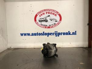 Gebruikte Dynamo Volkswagen Passat Variant (3C5) 2.0 FSI 16V Prijs € 40,00 Margeregeling aangeboden door Autosloopbedrijf Jan Pronk B.V.