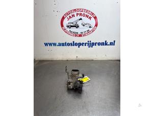 Gebruikte Gasklephuis Nissan Micra (K11) 1.0 16V Prijs € 40,00 Margeregeling aangeboden door Autosloopbedrijf Jan Pronk B.V.