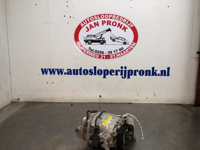 Gebruikte Aircopomp Audi A4 (B6) 1.6 Prijs € 50,00 Margeregeling aangeboden door Autosloopbedrijf Jan Pronk B.V.