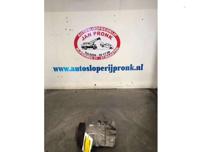 Gebruikte Aircopomp Renault Megane III Grandtour (KZ) 1.5 dCi 110 Prijs € 150,00 Margeregeling aangeboden door Autosloopbedrijf Jan Pronk B.V.