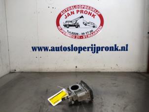 Gebruikte Gasklephuis Mitsubishi Colt CZC 1.5 16V Prijs € 40,00 Margeregeling aangeboden door Autosloopbedrijf Jan Pronk B.V.