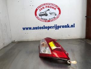 Gebruikte Achterlicht links Suzuki Swift (ZA/ZC/ZD) 1.2 16V Prijs € 60,00 Margeregeling aangeboden door Autosloopbedrijf Jan Pronk B.V.
