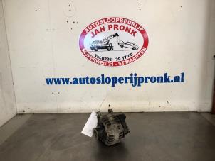 Gebruikte Alternator Renault Clio III (BR/CR) 1.2 16V 75 Prijs € 40,00 Margeregeling aangeboden door Autosloopbedrijf Jan Pronk B.V.