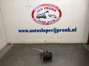 Gebruikte Luchtmassameter Nissan Almera Tino (V10M) 1.8 16V Prijs € 25,00 Margeregeling aangeboden door Autosloopbedrijf Jan Pronk B.V.