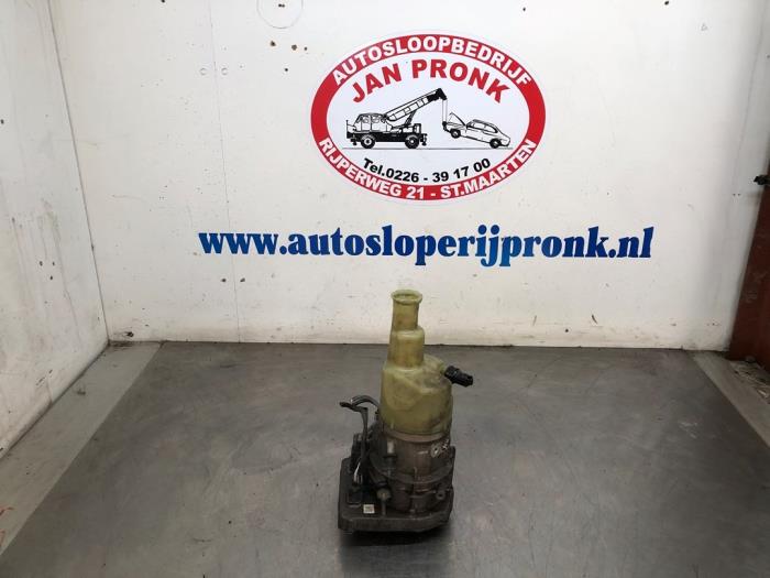 Gebruikte Servopomp Ford Mondeo IV Wagon 2.0 TDCi 135 16V Prijs € 125,00 Margeregeling aangeboden door Autosloopbedrijf Jan Pronk B.V.