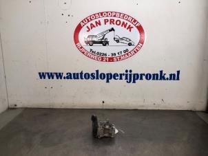 Gebruikte Gasklephuis Renault Clio III (BR/CR) 1.2 16V TCe 100 Prijs € 25,00 Margeregeling aangeboden door Autosloopbedrijf Jan Pronk B.V.