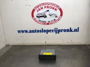 Gebruikte Radio CD Speler Renault Modus/Grand Modus (JP) 1.2 16V TCE 100 Prijs € 100,00 Margeregeling aangeboden door Autosloopbedrijf Jan Pronk B.V.