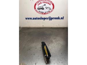 Gebruikte Schakelaar Elektrisch Raam Chrysler Sebring Convertible (JR) 2.7 V6 24V Prijs € 40,00 Margeregeling aangeboden door Autosloopbedrijf Jan Pronk B.V.