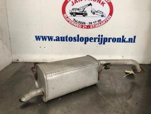 Gebruikte Uitlaat Einddemper Nissan Micra (K12) 1.2 16V Prijs € 30,00 Margeregeling aangeboden door Autosloopbedrijf Jan Pronk B.V.