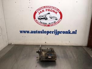 Gebruikte Startmotor Toyota Land Cruiser (J12) 3.0 D-4D 16V Prijs € 75,00 Margeregeling aangeboden door Autosloopbedrijf Jan Pronk B.V.