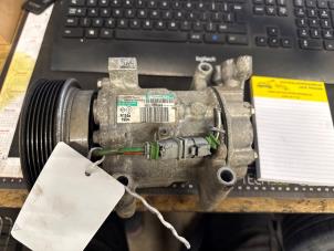 Gebruikte Aircopomp Renault Twingo II (CN) 1.2 Prijs € 40,00 Margeregeling aangeboden door Autosloopbedrijf Jan Pronk B.V.