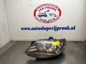 Gebruikte Koplamp links Seat Ibiza IV SC (6J1) 1.2 12V Prijs € 60,00 Margeregeling aangeboden door Autosloopbedrijf Jan Pronk B.V.