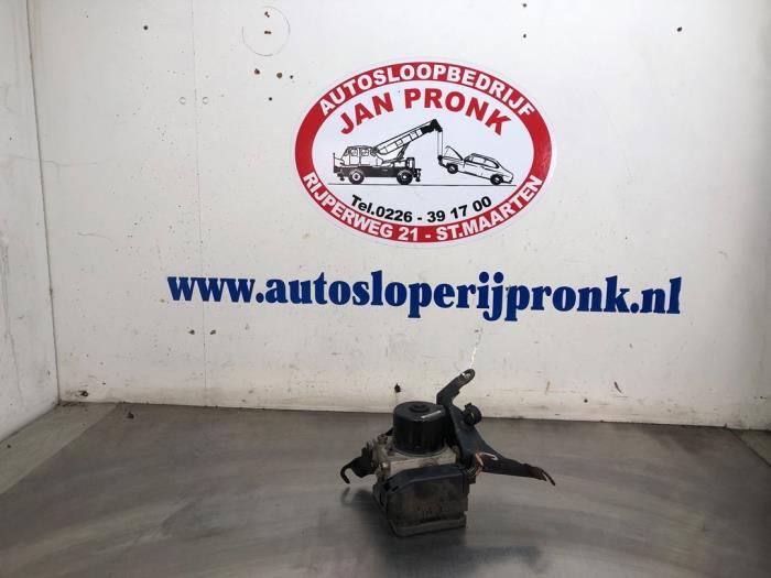 Gebruikte ABS Pomp Ford Fiesta 5 ST 2.0 16V ST150 Prijs € 125,00 Margeregeling aangeboden door Autosloopbedrijf Jan Pronk B.V.