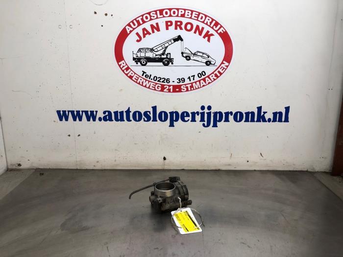 Gebruikte Gasklephuis Ford Mondeo III Wagon 1.8 16V SCI Prijs € 75,00 Margeregeling aangeboden door Autosloopbedrijf Jan Pronk B.V.