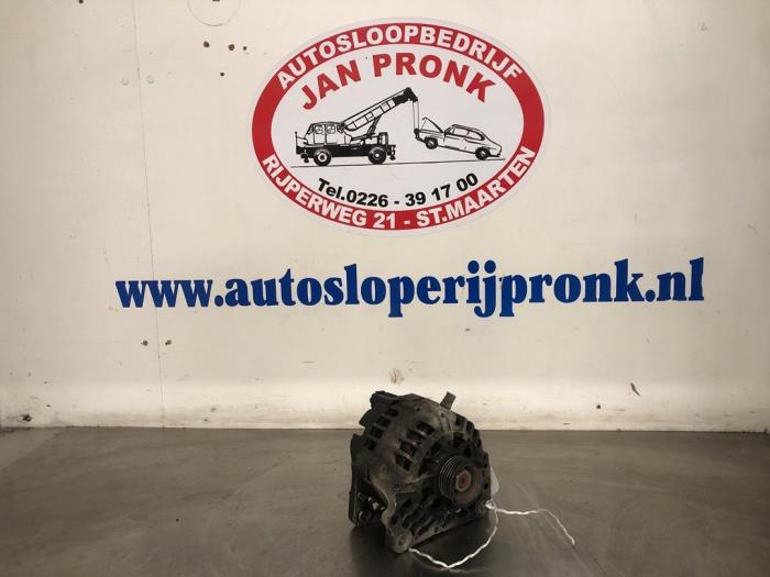 Gebruikte Dynamo Volkswagen Polo IV (9N1/2/3) 1.2 12V Prijs € 40,00 Margeregeling aangeboden door Autosloopbedrijf Jan Pronk B.V.