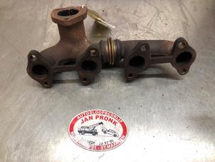 Gebruikte Spruitstuk Uitlaat Toyota Land Cruiser (J12) 3.0 D-4D 16V Prijs € 50,00 Margeregeling aangeboden door Autosloopbedrijf Jan Pronk B.V.