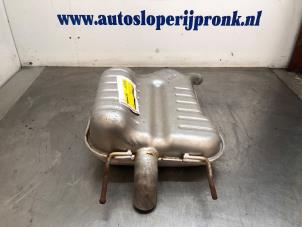 Gebruikte Uitlaat Einddemper Saab 9-3 Sport Estate (YS3F) 1.8i 16V Prijs € 40,00 Margeregeling aangeboden door Autosloopbedrijf Jan Pronk B.V.