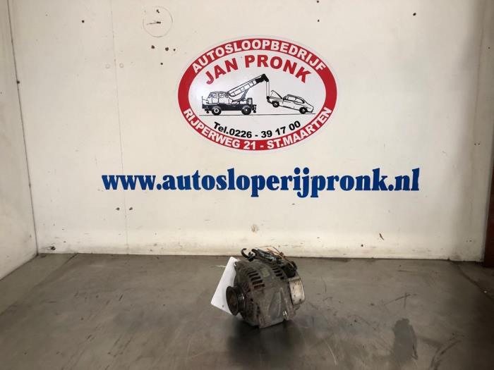Gebruikte Dynamo Toyota Yaris (P1) 1.3 16V VVT-i Prijs € 75,00 Margeregeling aangeboden door Autosloopbedrijf Jan Pronk B.V.