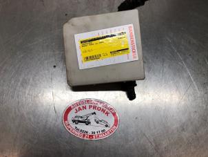 Gebruikte Zekeringkast Renault Modus/Grand Modus (JP) 1.2 16V Eco Prijs € 125,00 Margeregeling aangeboden door Autosloopbedrijf Jan Pronk B.V.