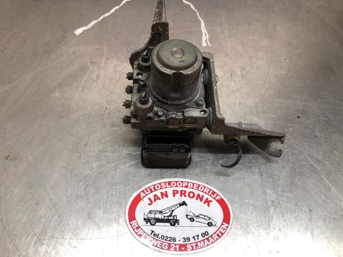 Gebruikte ABS Pomp Honda Accord Tourer (CM/CN) 2.0 i-VTEC 16V Prijs € 100,00 Margeregeling aangeboden door Autosloopbedrijf Jan Pronk B.V.