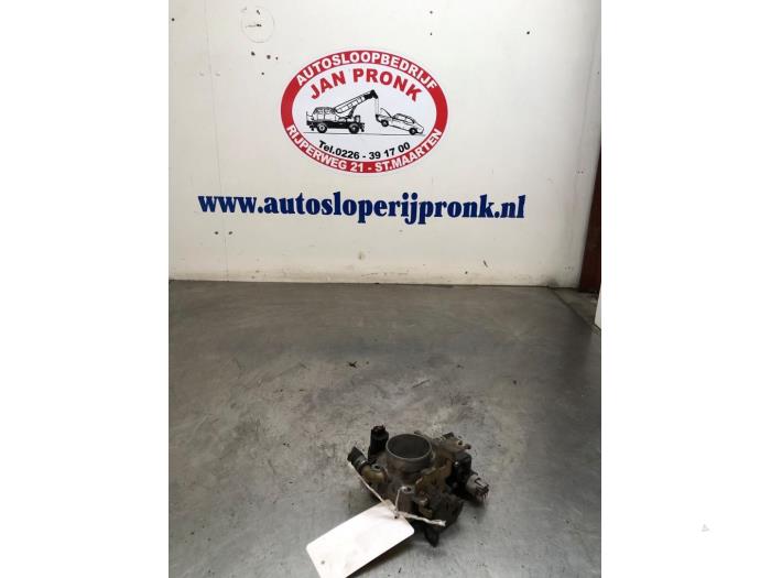Gebruikte Gasklephuis Suzuki Swift (ZA/ZC/ZD1/2/3/9) 1.3 VVT 16V Prijs € 40,00 Margeregeling aangeboden door Autosloopbedrijf Jan Pronk B.V.