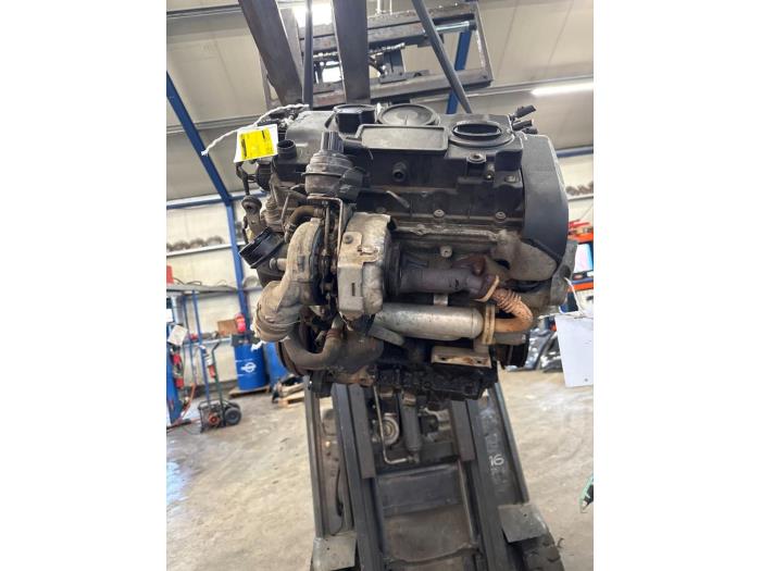 Gebruikte Motor Volkswagen Golf V (1K1) 2.0 TDI 16V Prijs € 650,00 Margeregeling aangeboden door Autosloopbedrijf Jan Pronk B.V.