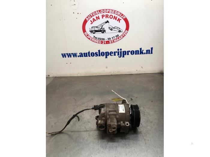 Gebruikte Aircopomp Volkswagen Golf V (1K1) 2.0 TDI 16V Prijs € 40,00 Margeregeling aangeboden door Autosloopbedrijf Jan Pronk B.V.
