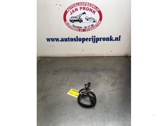 Gebruikte Lambda Sonde Mercedes C (W204) 1.8 C-180 CGI 16V Prijs € 20,00 Margeregeling aangeboden door Autosloopbedrijf Jan Pronk B.V.