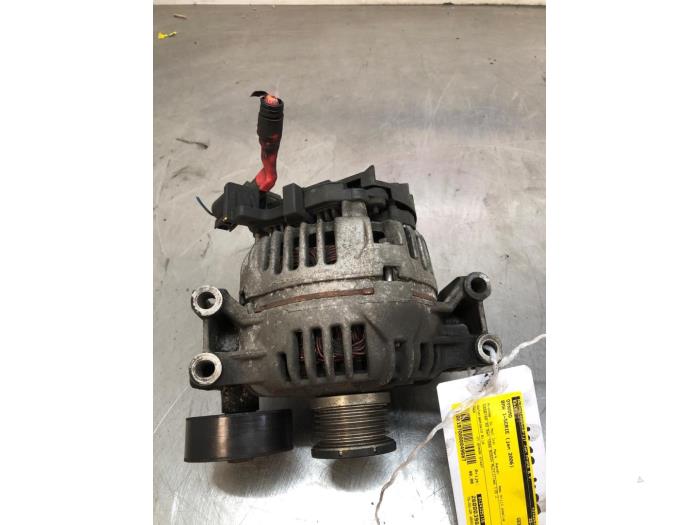 Alternator van een BMW 1 serie (E87/87N) 116i 1.6 16V 2006